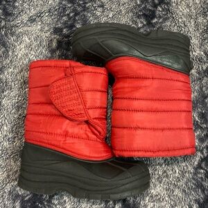 Unbranded Boys Size 1 Black & Red Fuzzy Lined Outdoor Winter Snow Boots